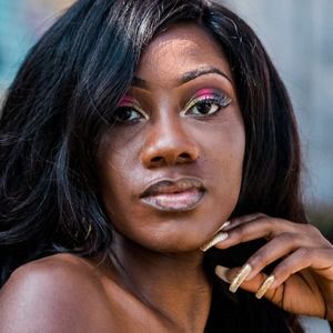 Meet your Posher, Jasmine